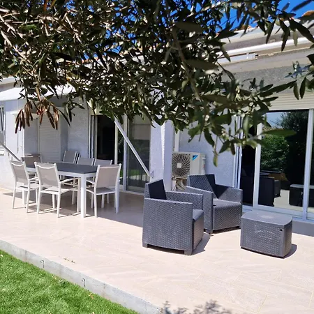 Le De L&m Villa *