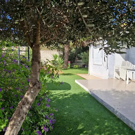 Villa La Belle De *